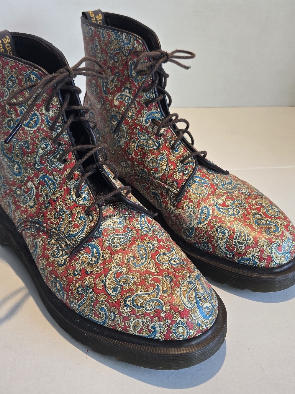 Dr. Martens Women's 8 Red Paisley Lace-Up Chukka Boots